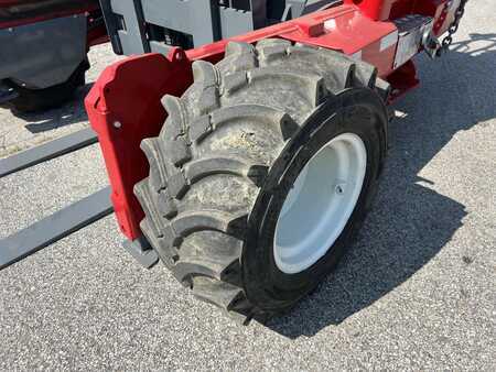 Truck Mounted Forklift 2006  Moffett M55 (9)