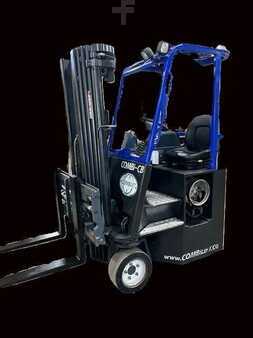 Carretilla elevadora GLP 2014  Combilift C6000CB (1)