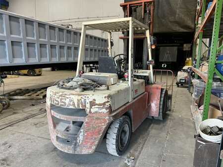 Diesel Forklifts 1998  Nissan WGF03A40V (2)