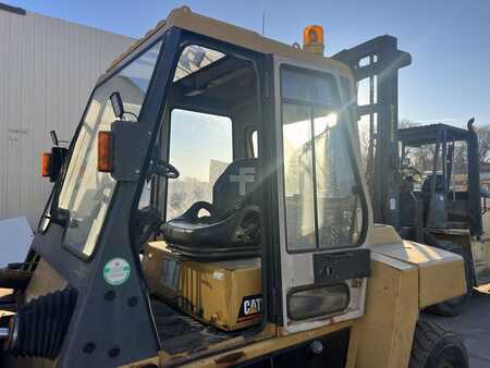 Montacargas diésel 2006  CAT Lift Trucks DP70 (9)