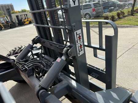 Montacargas Transportable 2015  Moffett M8 55.4 (6)