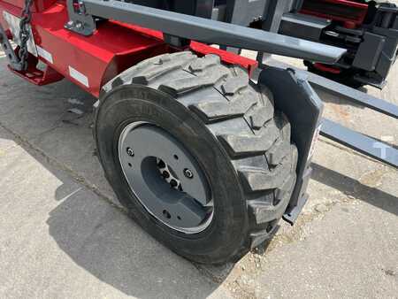 Truck Mounted Forklift 2013  Moffett M55.4P (6)