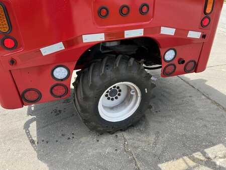 Truck Mounted Forklift 2013  Moffett M55.4P (9)