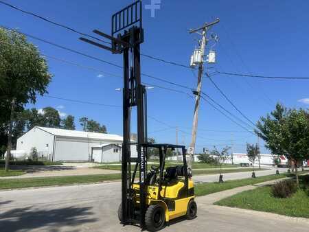 Montacargas GLP 2015  Hyundai 25L-7A (5)