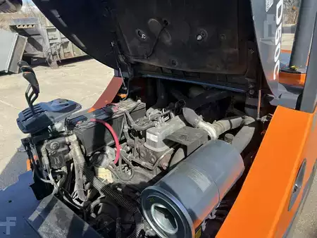 Montacargas diésel 2012  Doosan D50C-5 (14)