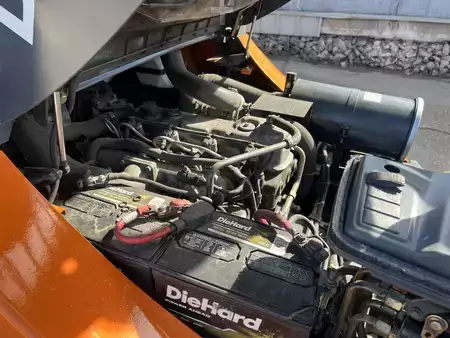 Montacargas diésel 2012  Doosan D50C-5 (15)