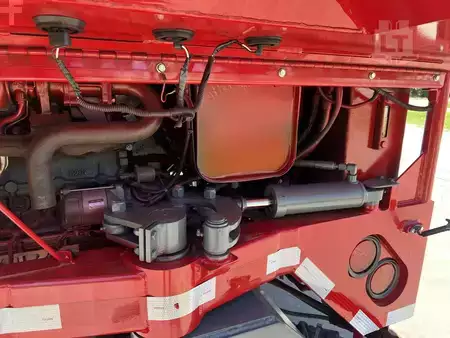 Truck Mounted Forklift 2014  Navigator RT5500 (13)