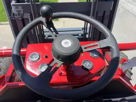 Truck Mounted Forklift 2014  Navigator RT5500 (17)