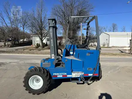 Truck Mounted Forklift 2016  Princeton PB55.3 (1)