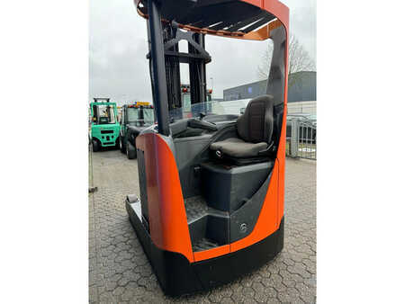 BT reachtruck RRE200 2 ton