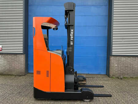 Schubmaststapler 2009  BT reachtruck RRE140 1,4 ton (1)