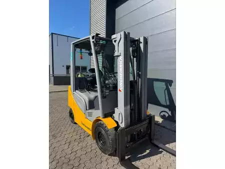 LPG heftrucks 2019  Jungheinrich TFG 320s 2 ton LPG heftruck (2)