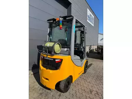 LPG heftrucks 2019  Jungheinrich TFG 320s 2 ton LPG heftruck (4)