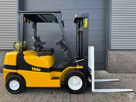 LPG heftrucks 2021  Yale 25MX 2,5 ton Bouwjaar 2021 LPG heftruck (1)