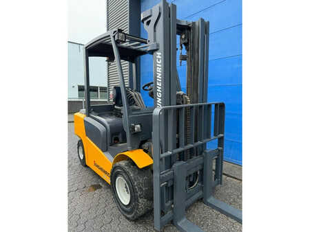 Diesel Forklifts 2014  Jungheinrich heftruck DFG 430 3 ton diesel (2) 