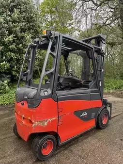 Electric - 4 wheels 2014  Linde E30HL (5)