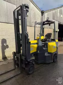 Carrelli per corridoi stretti 2017  Combilift 20SE (2)