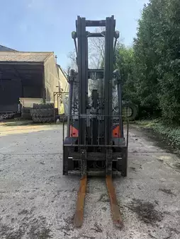Wózki widłowe diesel 2017  Linde H25D (3)
