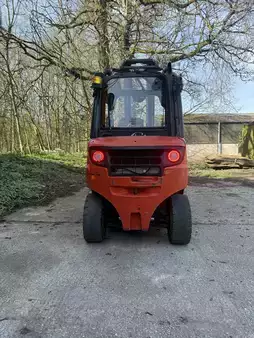 Wózki widłowe diesel 2017  Linde H25D (6)