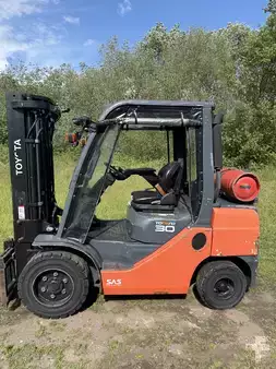 LPG heftrucks 2018  Toyota 02-8FGF30 (8)