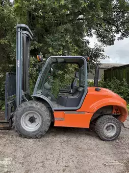 Chariots élévateurs tout terrain 2016  Ausa C300H (2)