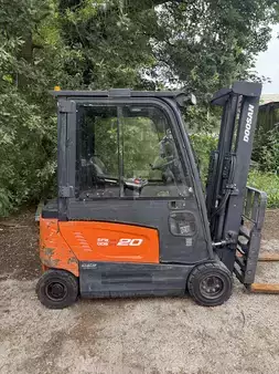 Eléctrico - 4 rodas 2015  Doosan B20X-7 (11)