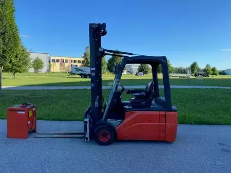 Elektro 3 Rad 2013  Linde E20L -01 (2)