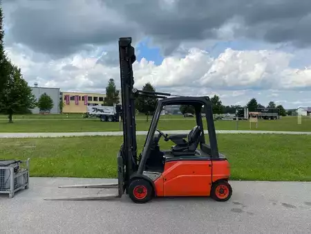 Elektro 4 Rad 2012  Linde E20 PL-01 (3)