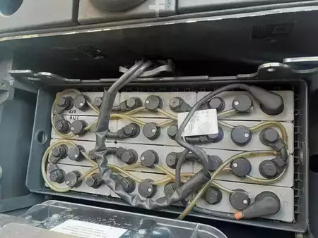 Hochhubwagen 2012  Linde L12L SP (4)