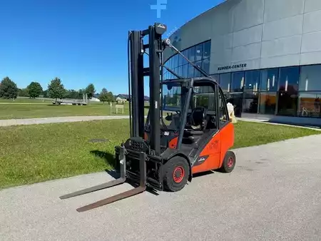 Dieselstapler 2019  Linde H 30 D-02 (1)