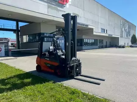 Elektro 4 Rad 2019  Linde E 30 -01 (7)