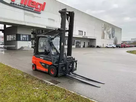 Elektro 4 Rad 2019  Linde E30-01 (6)