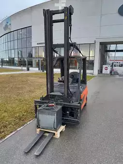 Elektro 4 Rad 2012  Linde E30-01 (1)