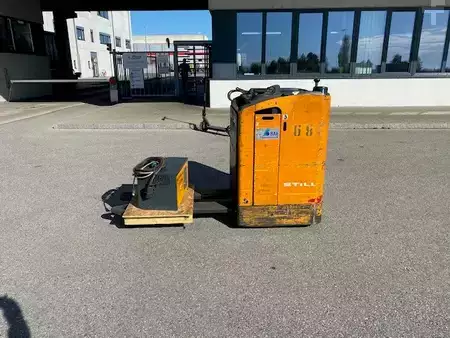 Carrelli elevatori per container 2006  Still SU 20 (2)