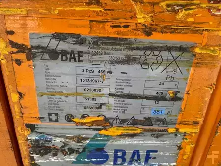 Carrelli elevatori per container 2006  Still SU 20 (8)