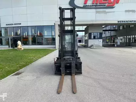 Carrelli elevatori diesel 2019  Toyota 06-8 FD30F (8)