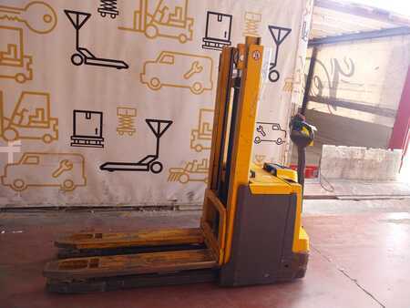 Gerbeurs - Jungheinrich EJD220 (5)