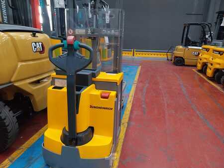 Gerbeurs - Jungheinrich EJD220 (5)