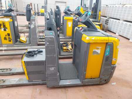 Horizontale orderpickers 2016  Jungheinrich ECE 225 (1)