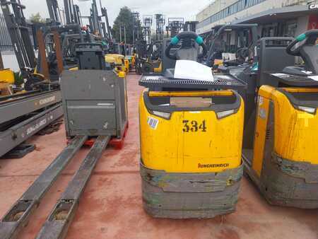 Horizontale orderpickers 2017  Jungheinrich ECE225HP (2)