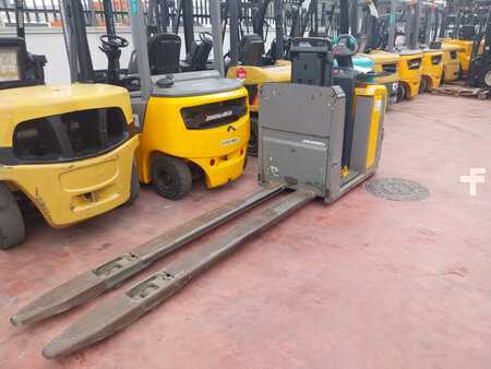 Horizontale orderpickers 2017  Jungheinrich ECE225HP (4)