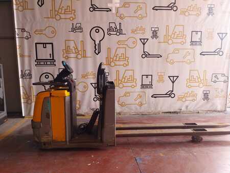 Horizontale orderpickers 2017  Jungheinrich ECE225HP (1)