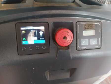 Horizontale orderpickers 2017  Jungheinrich ECE225HP (3)