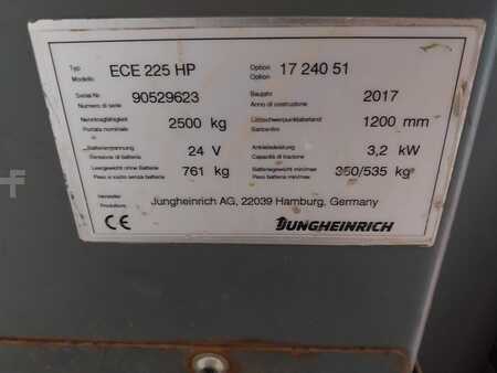 Horizontale orderpickers 2017  Jungheinrich ECE225HP (4)