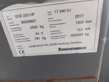 Horizontale orderpickers 2017  Jungheinrich ECE225HP (4)