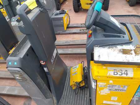 Horizontale orderpickers 2018  Jungheinrich ECE225HP (4)