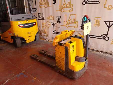 67236_98107111-4.jpg?v=1762542902