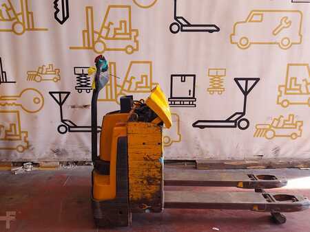 Elektrische palletwagens 2015  Jungheinrich  (1)