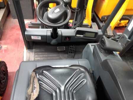 Autres - Jungheinrich EFG 320 (2)