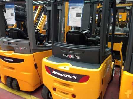 Autres - Jungheinrich EFG 320 (4)
